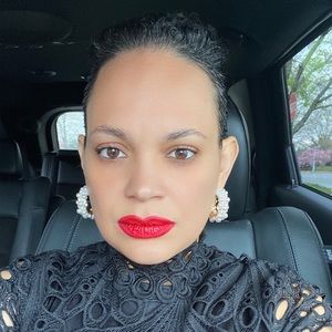 Meet your Posher, Gisset